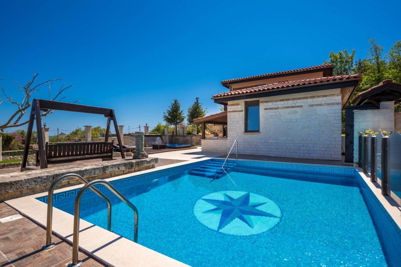 Villa Cook With Sea View - Heated Pool - At Balchik Esterno foto